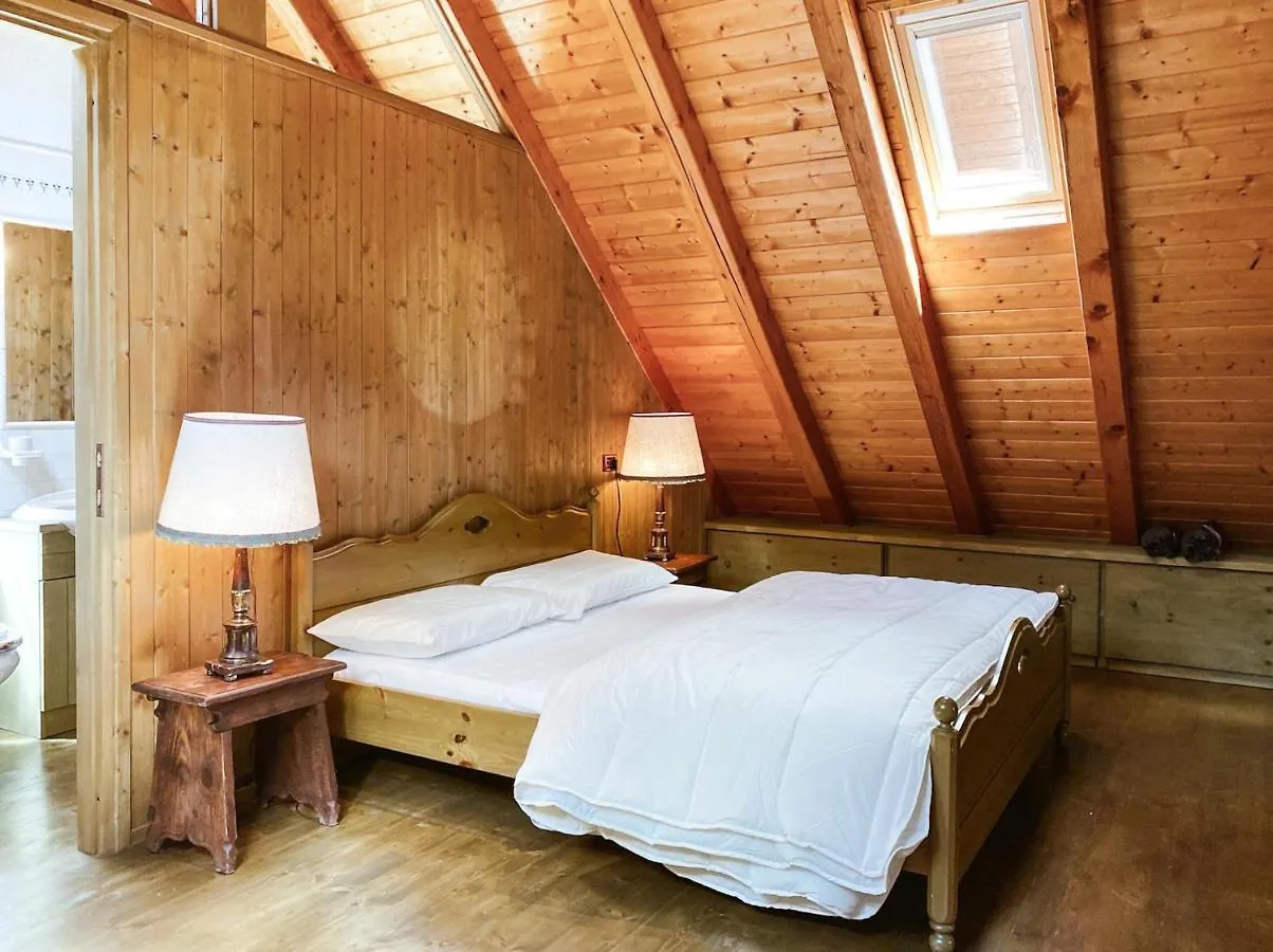 Betulla House Apartment Ponte Di Legno Italy
